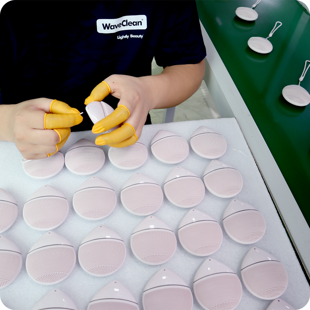 Facial Cleansing Brush